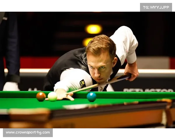 权威斯诺克大师赛焦点追踪 聚焦顶级球员竞技与精彩瞬间 权威斯诺克大师赛焦点追踪 聚焦顶级球员竞技与精彩瞬间